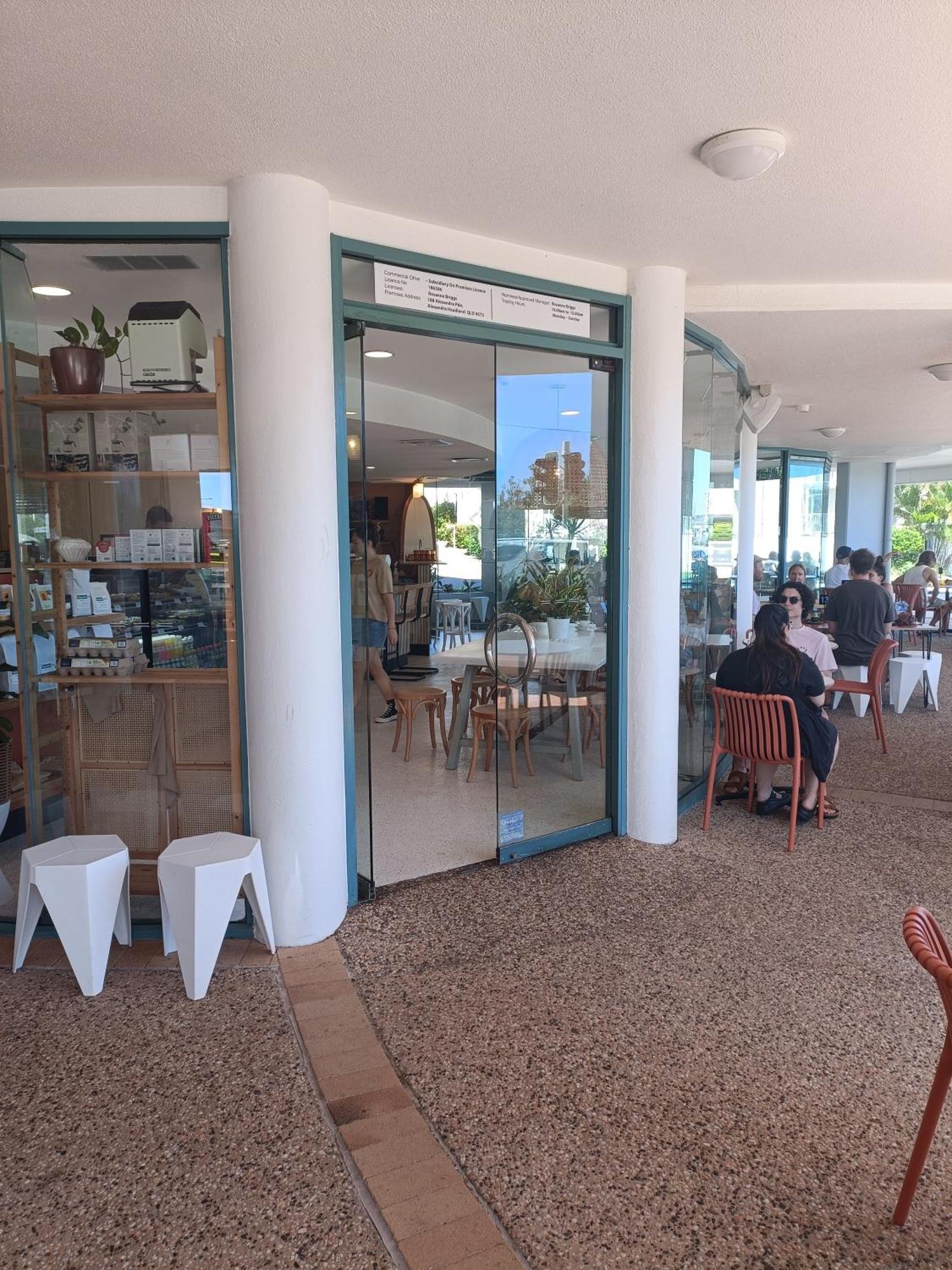 Grand Palais Boolarong Beachside Apartments Alexandra Headland Ngoại thất bức ảnh