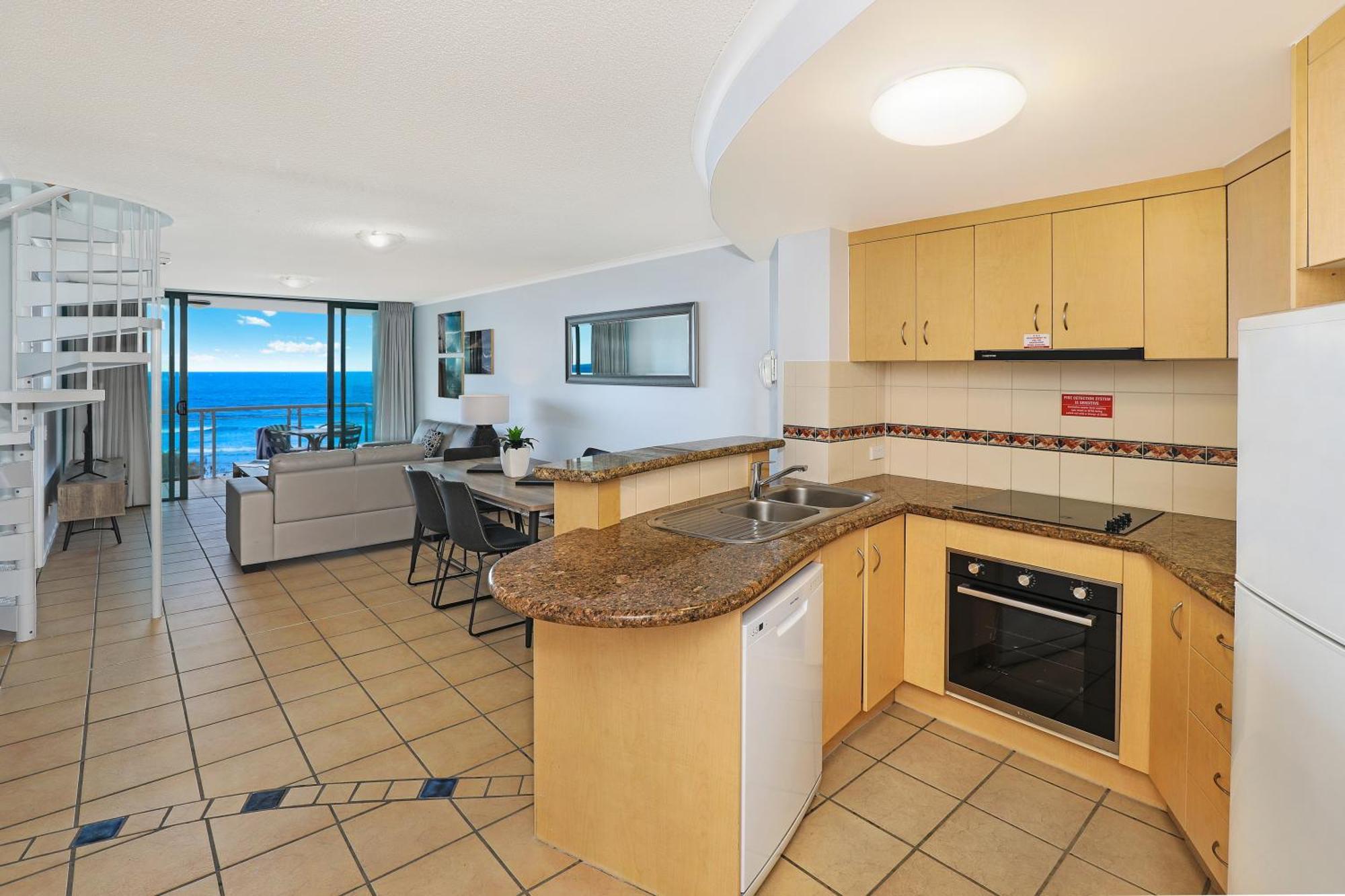 Grand Palais Boolarong Beachside Apartments Alexandra Headland Ngoại thất bức ảnh