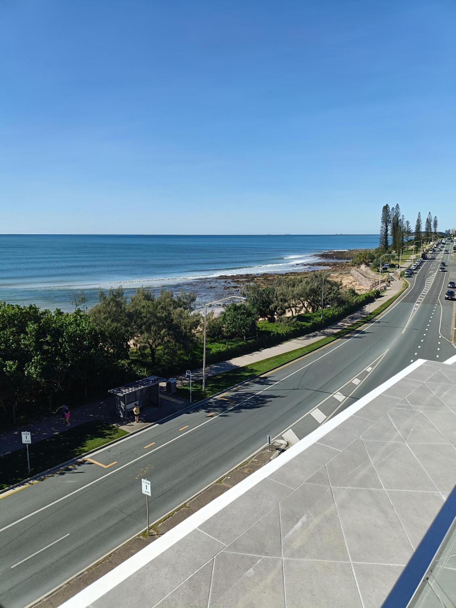 Grand Palais Boolarong Beachside Apartments Alexandra Headland Ngoại thất bức ảnh